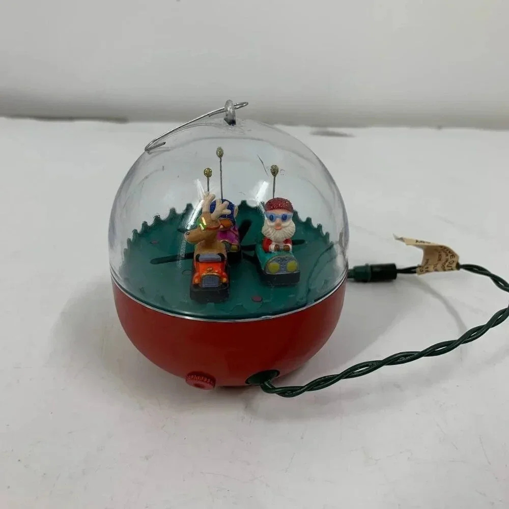 Hallmark Vintage‎ 1991 Kringle's Bumper Cars Lights And Motion Keepsake Ornament